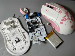 Sửa Chuột DareU EM901X Sakura Pink Vào Nước Mất Nguồn